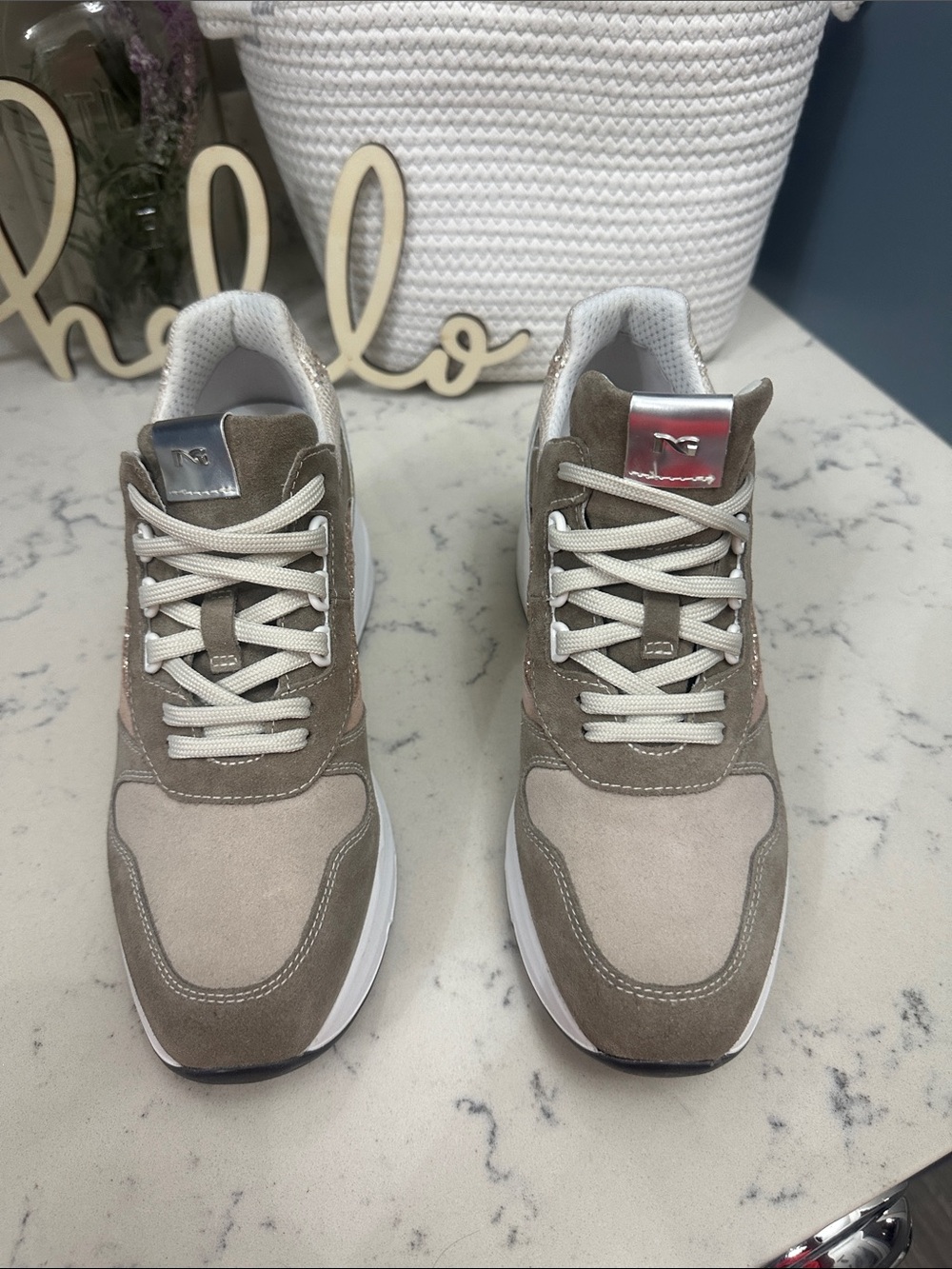 Nero Giardini Women’s Wedge Glitter Lace-Up Sneakers 8 - Picture 6 of 7